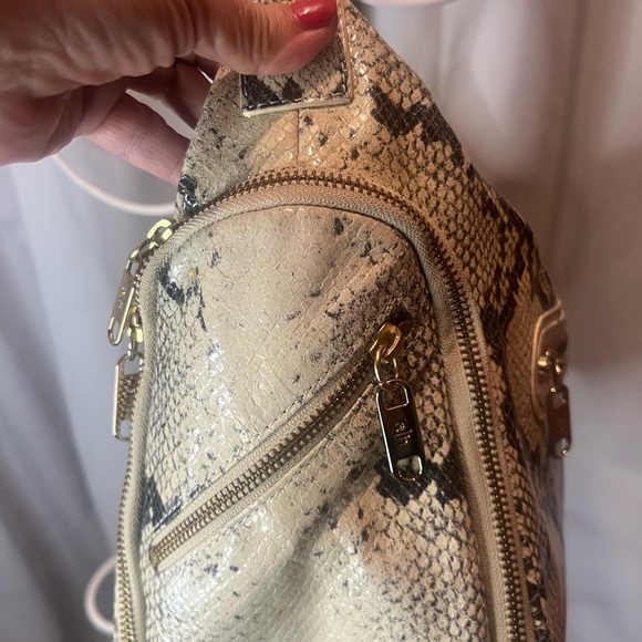 ALEXIS HUDSON Designer Snake Skin Leather Large handbag Two Zipper Closure - Picture 10 of 13